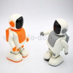 Malplay Tančící robot Robert s reproduktorem oranžový