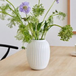 KÄHLER Exkluzivní set: váza Hammershøi White 20 cm + aranžovací kroužek Hanataba, bílá barva, keramika