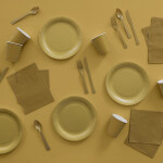 Talíře papírové zlaté 8 ks 23 cm Talíře papírové zlaté 8 ks 23 cm