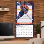 JF Turner Kalendář Edmonton Oilers NHL Connor McDavid #97 2027 Wall Calendar