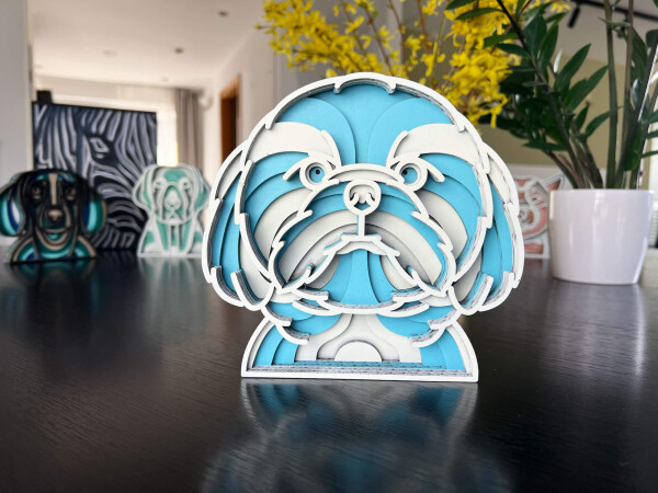 Mandala Shih-tzu dekorace na stůl Barva: Modrá, Rozměr (cm): 17 x 18, Druh: Kartonová