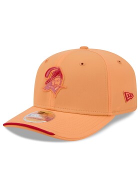 New Era Pánská kšiltovka Tampa Bay Buccaneers NFL Historic 2026 Sideline 9SEVENTY Stretch-Snap