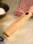 Garden Trading Lopatka na pizzu Ø 32 cm, stříbrná barva, dřevo, kov