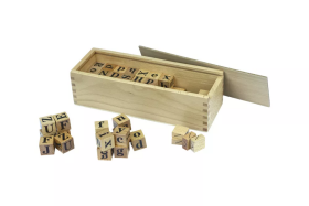 Moyo Montessori Moyo Montessori Kostky s abecedou v krabičce