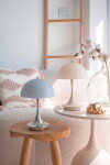 Louis 5744171478 - Louis Poulsen Přenosná lampa Panthella 160 V3 Opal Beige, béžová barva, plast