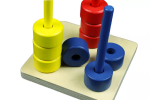 Moyo Montessori Moyo Montessori Barevné kroužky na 3 kolících