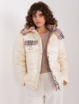 Světle béžová dámská zimní bunda kapucí