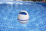 Bestway Plovoucí LED reproduktor s Bluetooth Bestway