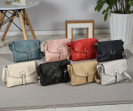 Trendy dámská koženková crossbody kabelka Derika, světle šedá