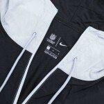 Nike Pánská bunda Las Vegas Raiders NFL Lightweight 2021 Sideline Player Velikost: S