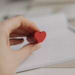 Eulenschnitt Guma na gumování Heart, červená barva, plast