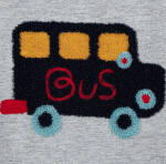 Šedý dětský závěs na kruhy s výšivkou autíček Šířka: 140 cm | Délka: 250 cm