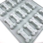 Dortisimo Silikonová forma Kosti 7 cm