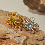 ELENYS Azure Bloom – prsten z prémiové oceli Velikost: 7 (EU: 54-56)