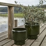 House Doctor Plechový obal na květiny Pile Green Větší, zelená barva, kov