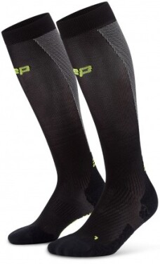 CEP pánské běžecké kompresní podkolenky ULTRALIGHT 4.0 - black / grey Velikost: V (45-50 cm obvod lýtka)