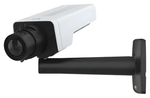 AXIS P1388 / IP kamera / Boxová / 4K / 8 Mpx / 1/1.8" snímač / Den a noc (02737-001)