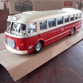 DAFFI PRLU 1/43 AUTOBUS JELCZ MEX ŠKODA 706 RTO ČERVENÝ