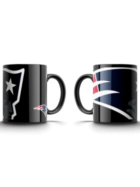 Hrnek New England Patriots NFL Oversized Logo (330 ml)