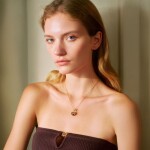 Náhrdelník s tygřím okem a zirkony Aurelia, Hnědá 45 cm