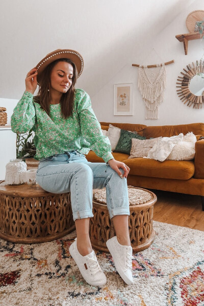 Dámské Krajkové Tenisky BIG STAR W274925 Bílé 41