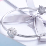ELENYS Royal Fashion přívěsek Pole romantických srdcí SCC805-L