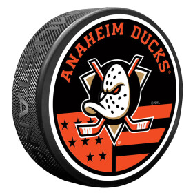 Mustang Puk Anaheim Ducks NHL American Flag Pat Puck
