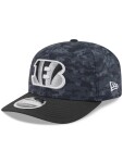 New Era Pánská kšiltovka Cincinnati Bengals NFL 2026 Salute to Service 9SEVENTY Stretch-Snap