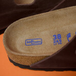 Dámské tenké žabky Birkenstock Arizona Soft Footbed Oiled Leather Habana (0452763) 36