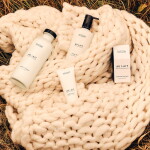 SCOTTISH FINE SOAPS Mléko do koupele Au Lait 440 ml, bílá barva, sklo