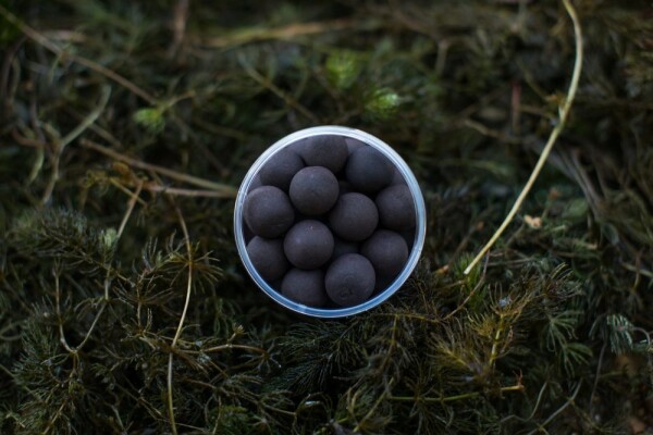 LK Baits Pop-Up Lukáš Krása Black Protein 18mm 250ml,LK Baits Pop-Up Lukáš Krása Black Protein 18mm 250ml