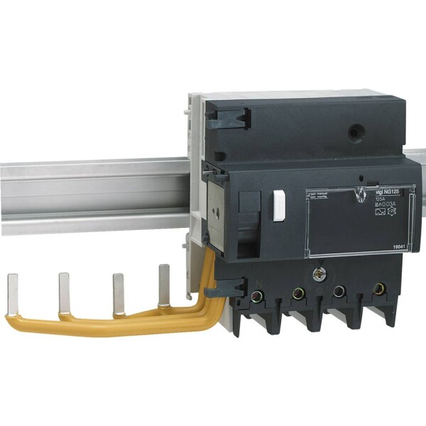 Schneider Electric 19035 19035 blok proudového chrániče A 63 A 1 A 415 V