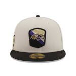New Era Pánská kšiltovka Baltimore Ravens NFL 2023 Salute to Service 59FIFTY Fitted Velikost: 7 3/4