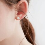 Náušnice s 8 mm bílou perlou Cinzia - chirurgická ocel, Stříbrná Bílá