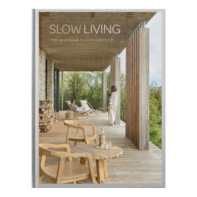 Kniha Slow Living - Feel Good Spaces for Contemporary life, béžová barva, papír