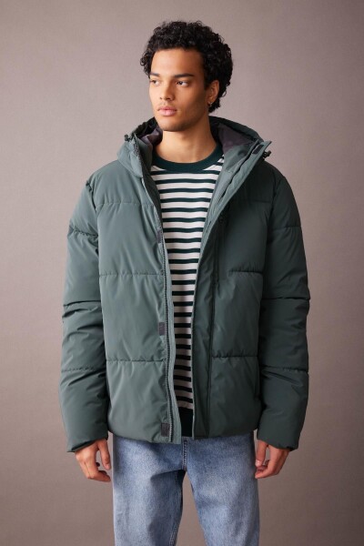 DEFACTO Regular Fit Hooded Puffer Coat