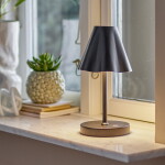 Bloomingville Stmívatelná LED lampička Lianna Black, černá barva, kov