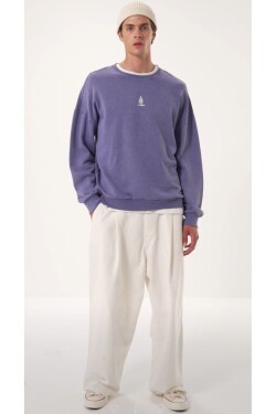 Trendyol Lilac Unisex Oversize/Wide-Fit 100% Cotton Faded/Faded Effect Mystic Sweatshirt