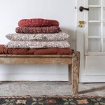 MADAM STOLTZ Prošívaná matrace Brick/Black 45 × 125 cm, červená barva, hnědá barva, textil