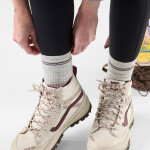 Dámské merino ponožky SMARTWOOL Women's Hike Light Cushion Crew Socks, Ash/Purple Dawn velikost: 38-41 (M)