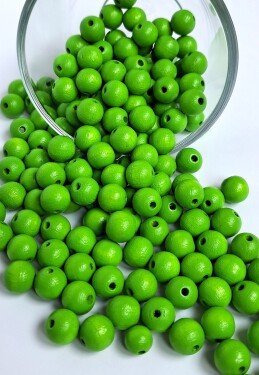 Dřevěné korálky Detoa - světle zelené - ∅ 8 mm - 10 ks