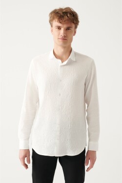Avva Men's White Embossed Cotton Classic Collar Slim Fit Slim Fit Shirt