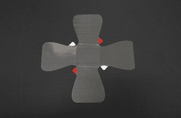 Lepící páska na balónky spojovací 7,5 cm x 7,5 cm Lepící páska na balónky spojovací 7,5 cm x 7,5 cm