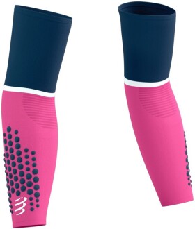 Compressport ArmForce T2 návleky na paže - Běžecké návleky na ruce Compressport ArmForce Ultralight - Magenta / Mood Indigo Velikost: 25 - 28 cm obvod bicepsu