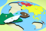 Moyo Montessori Moyo Montessori Puzzle - mapa světa - bez rámečku