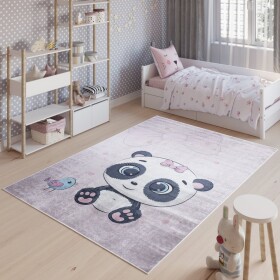 DumDekorace Dětský koberec s rozkošným motivem pandy Šířka: 120 cm | Délka: 170 cm