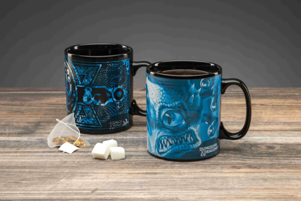 Dungeon and Dragons Hrnek měnící 550 ml - EPEE
