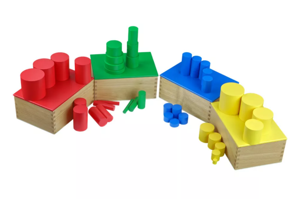 Moyo Montessori Moyo Montessori Barevné válečky bez úchytů z bukového dřeva