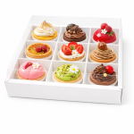 Cake star Cukrářská krabice s průhledným víkem a dělící vložkou 30x30x10cm