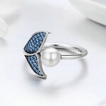 Stříbrný prsten s perlou a zirkony Ploutev, stříbro 925/1000, nastavitelná Stříbrná
